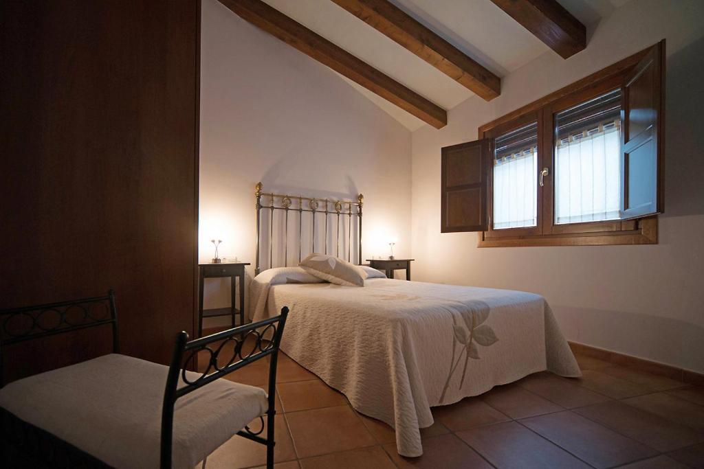 Apartamentos Casa Vidal Adahuesca Phòng bức ảnh